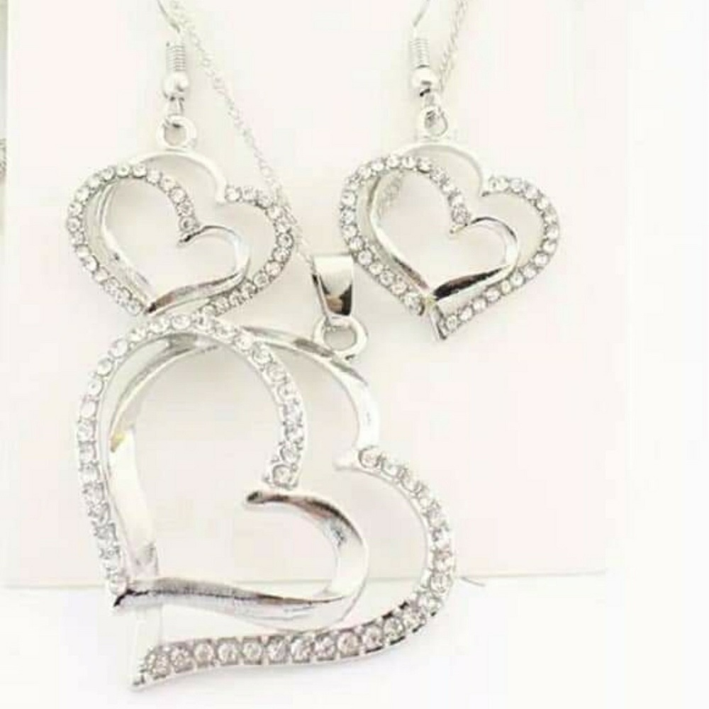 Heart Necklace Set